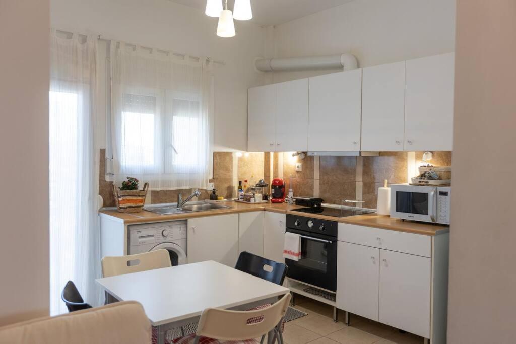 Apartmán Λάρισα Διαμέρισμα Με Θέα Πλατεία Στο Κέντρο Της Πόλης Exteriér fotografie